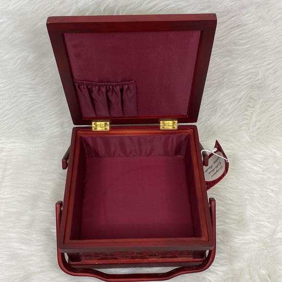 Designer Collection Plaid Sewing Basket - Picture 11 of 16